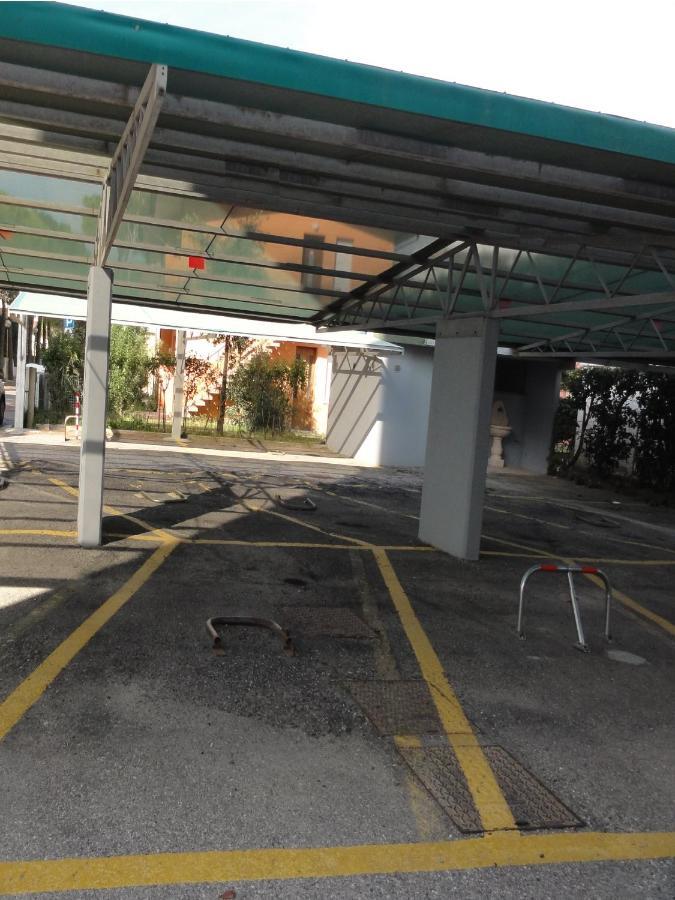 Bel Sole - Appartamenti Bibione Eksteriør bilde